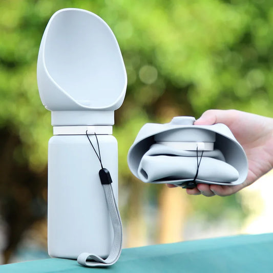 Outdoor Water Mug for Dogs – Portable, Leak-Proof & Foldable
