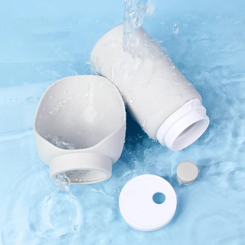 Outdoor Water Mug for Dogs – Portable, Leak-Proof & Foldable